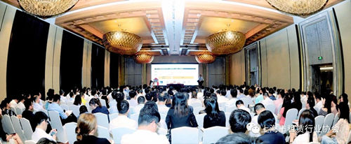 热烈庆祝“第十二届金洽会——第二届融资租赁高峰论坛”在上海召开